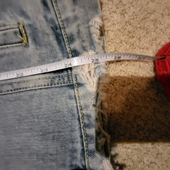 Veveret Denim Jacket With Sequin Detail Size Small Or Medium NWOT New - Picture 12 of 13